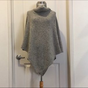 Joie Poncho - never worn!